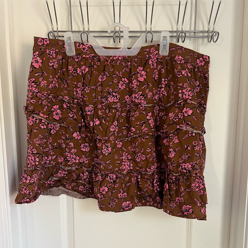 Arula ruffled skirt
